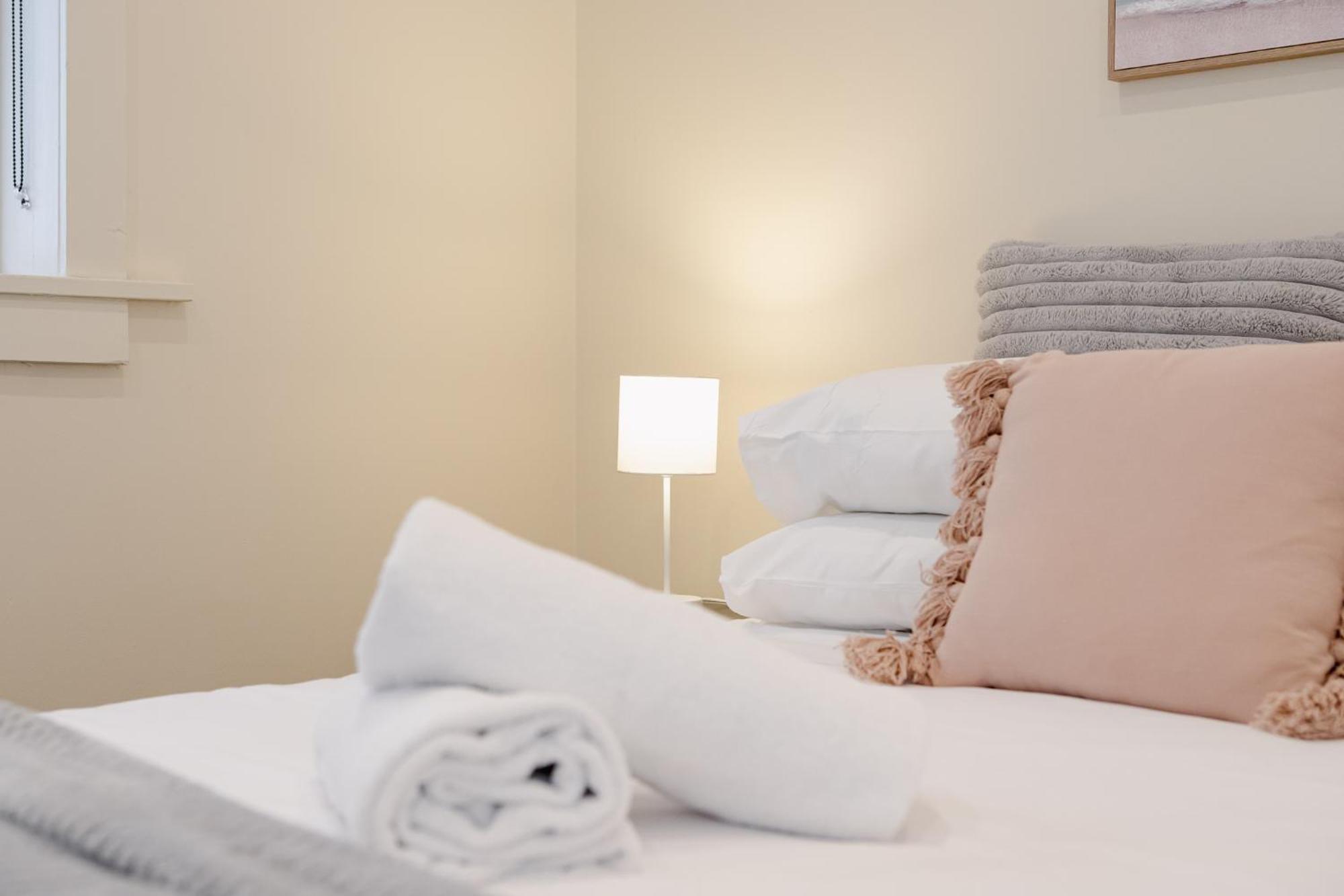 Escape To Neutral Bay -perfect Away From Apartment *