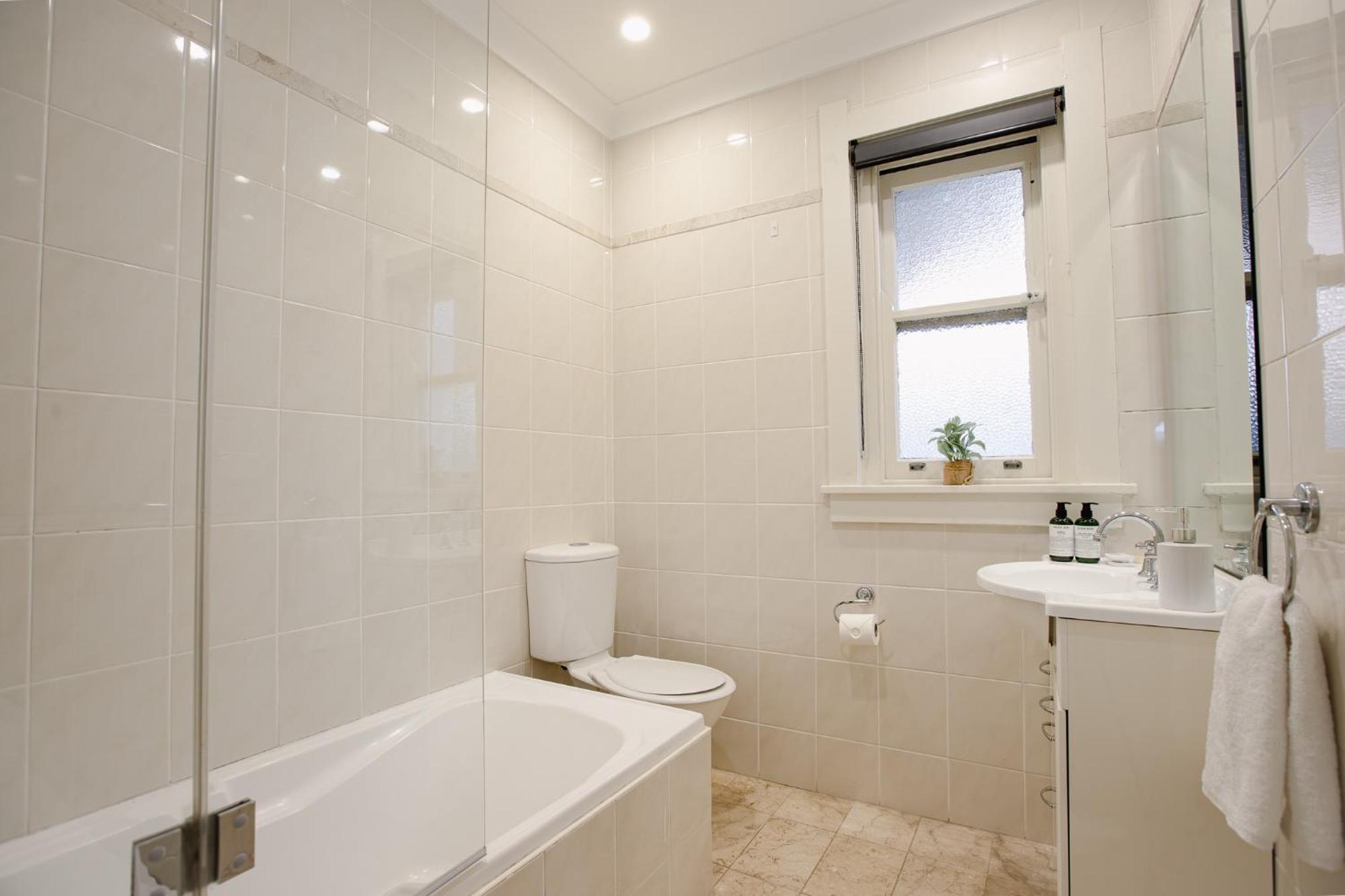 Escape To Neutral Bay -perfect Away From * Sydney