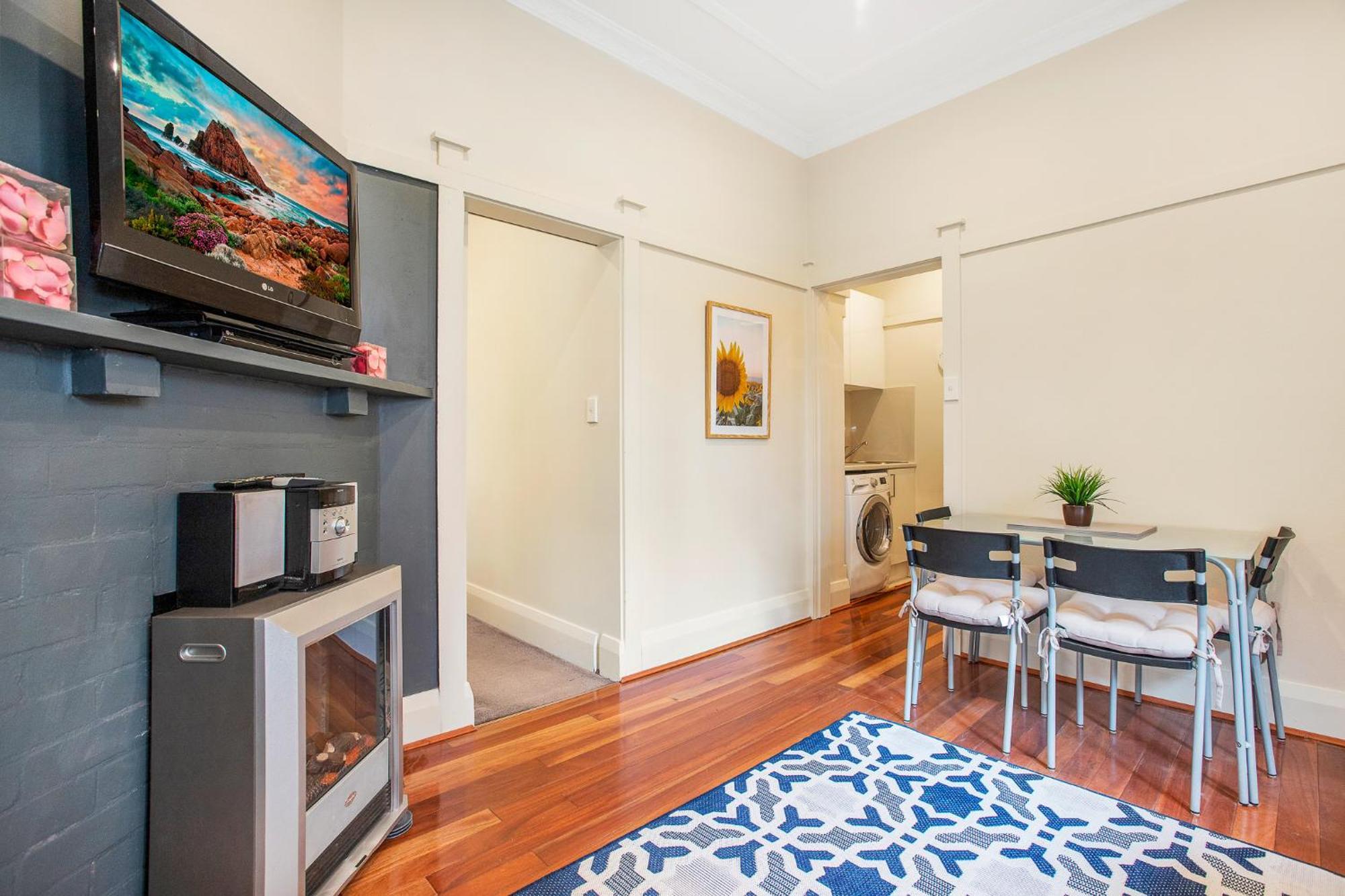 Escape To Neutral Bay -perfect Away From Apartment